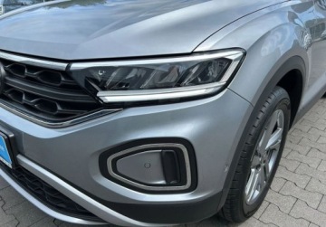 Volkswagen T-Roc I SUV Facelifting 1.5 TSI ACT 150KM 2025 Volkswagen T-Roc Life Plus Pakiety, ACC, Kamera, Podgrzewane fotele i kie, zdjęcie 32