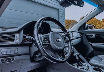 Kia Niro I Crossover 1.6 GDi Hybrid 141KM 2017 Kia Niro Bezwypadkowe, FV23, XL, KredytowanieLeasing gwarancja 12m, Plug-in, zdjęcie 9