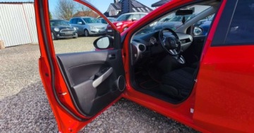 Mazda 2 II Hatchback 5d 1.5 103KM 2009 Mazda 2 Mazda 2 1.5 Benzyna 103KM, zdjęcie 13