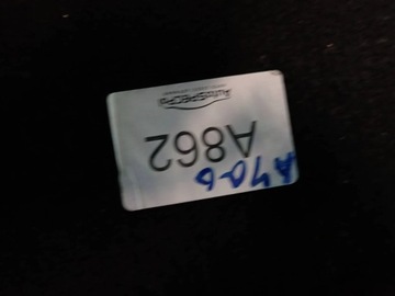 POLIČKA KUFRU TOYOTA AYGO I