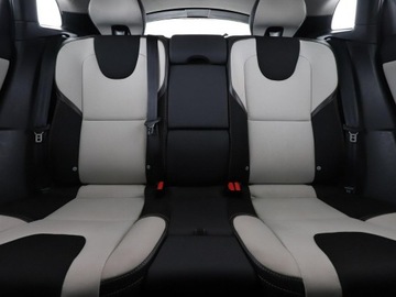 Volvo 2018 Volvo V40 2.0D Cross Country Plus Tempomat, zdjęcie 17