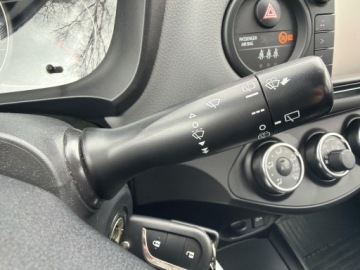 Toyota Yaris III Hatchback 5d Facelifting 1.33 Dual VVT-i 99KM 2016 Toyota Yaris 1.33 Premium MS EU6 III (2011-2019) T, zdjęcie 21