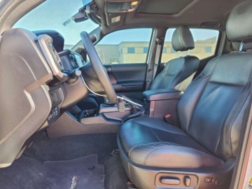 Toyota Tacoma II 2023 Toyota Tacoma Double Cab 2023 3.5 Benzyna 278KM, zdjęcie 7