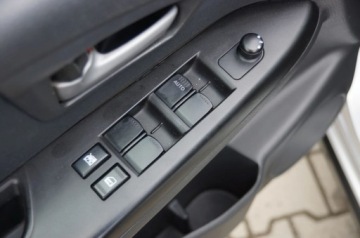 Fiat Sedici 1.6 i 16V 107KM 2006 Fiat Sedici 1.6 Benzyna 107 KM, 4x4, Klimatronic, Hak, Relingi, Alu 1.6, zdjęcie 17