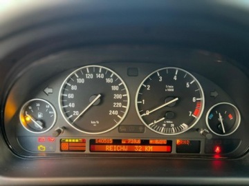 BMW Seria 5 E39 Touring 525 i 192KM 2003 BMW 525 Automat, zdjęcie 8