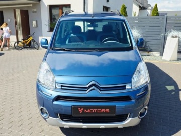 Citroen Berlingo II Combi Facelifting 1.6 HDI 75KM 2015 Citroen Berlingo Multispace___Limited Selection___1.6 HDi 75KM___Pelna His, zdjęcie 13