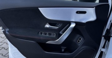 Mercedes Klasa A W177/V177 Sedan Facelifting 1.3 200 163KM 2023 Mercedes-Benz Klasa A Salon PL AMG Line Kamera Czujniki MBUX Carplay Andro, zdjęcie 8