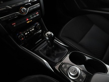 Infiniti Q30 1.5D 109KM 2016 Infiniti Q30 1.5 Diesel Premium Klimatronik, zdjęcie 29