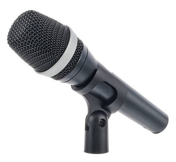 ДИНАМИЧЕСКИЙ МИКРОФОН AKG D5CS С ПЕРЕКЛЮЧАТЕЛЕМ