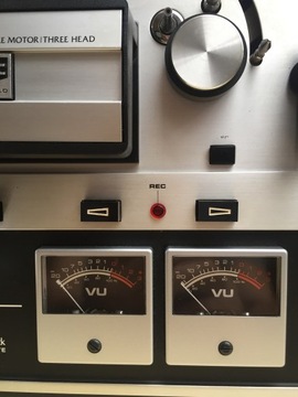 Катушечный магнитофон Akai GX-2200D