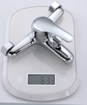 Смеситель для ванны SAVON MEDIO латунь