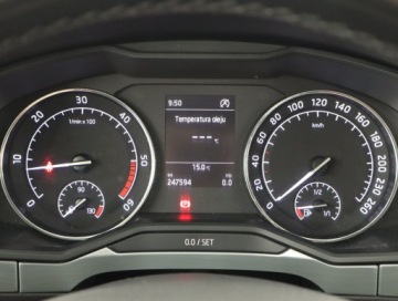 Skoda Superb III Liftback 2.0 TDI 150KM 2018 Skoda Superb 2.0 TDI, Salon Polska, Xenon, zdjęcie 10