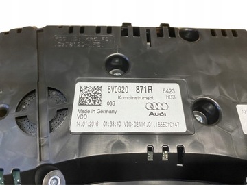 AUDI A3 8V PŘÍSTROJOVÁ DESKA BUDÍKY TFSI 8V0920871R
