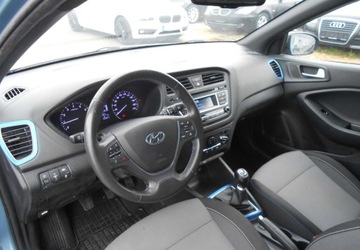 Hyundai i20 II Coupe 1.2 MPI 84KM 2016 Hyundai i20 Hyundai i20 II 1.2 Benzyna 84 KM 1.2 Benzyna 84KM, zdjęcie 11