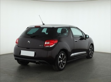 DS 3 Hatchback Facelifting 2016 1.2 PureTech 130KM 2016 DS 3 1.2 PureTech, Salon Polska, Serwis ASO, zdjęcie 4