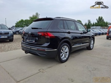 Volkswagen Tiguan II SUV 1.5 TSI EVO 150KM 2020 Volkswagen Tiguan 1,5 tsi 150KM DSG klima navi elektryka alu grz. fot i ki, zdjęcie 7