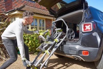 RYOBI RLSW01 ПОРТАТИВНЫЙ СТОЛ ДЛЯ ТОРЦОВОЙ ПИЛЫ