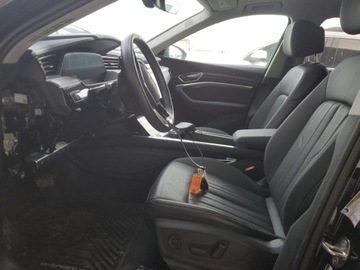 Audi Q8 2024 Audi Q8 E-Tron Premium Plus 2024 Elektryczny 355KM, zdjęcie 7