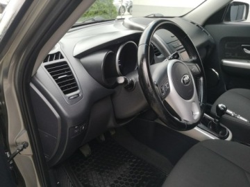 Kia Soul I Crossover Facelifting 1.6 GDI 140KM 2013 Kia Soul 1.6 140KM Klimatronic Parktronic Alu Ledy, zdjęcie 11