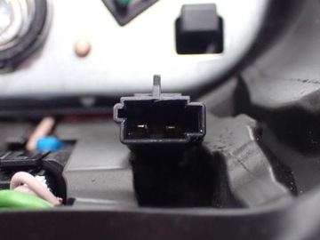 МНОГОФУНКЦИОНАЛЬНЫЙ РУЛЕВАЯ КОЖАНАЯ КОЛЕСО INSIGNIA 17R SPEAKER WHEELS