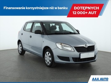 Skoda Fabia II Hatchback Facelifting 1.2 TSI 85KM 2010 Skoda Fabia 1.2 TSI, Salon Polska, Klima