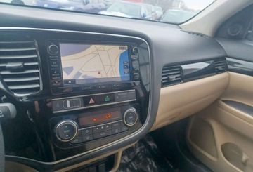 Mitsubishi Outlander III SUV Facelifting 2017 2.0 150KM 2018 Mitsubishi Outlander Mitsubishi Outlander 2.0 Intense Navi 4WD CVT Deale, zdjęcie 9