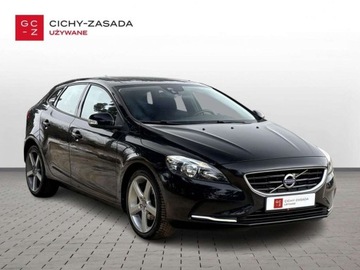 Volvo V40 II Hatchback 1.6 T3 150KM 2013 Volvo V40 1.6 benzyna150KM KineticGrzane foteleGrzana szybaSerwis ASOSalon, zdjęcie 6