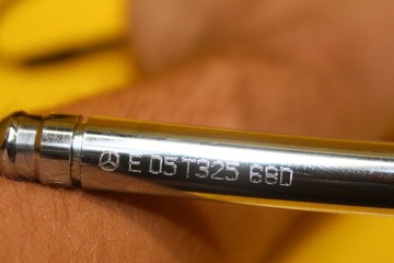 ПОДГОЛОВНИК ПЕРЕДНИЙ СПРАВА, MERCEDES W251