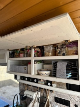 Пластинчатый органайзер для кемпера, прицепа для яхты – PLATE/GRABBLE (темный)