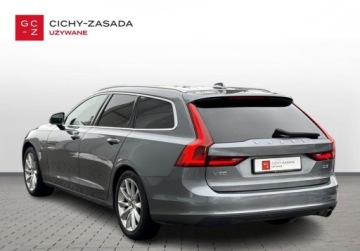 Volvo V90 II Kombi 2.0 D3 150KM 2017 Volvo V90 V90 D3 Momentum - diesel, manualna, naped przedni, 5 drzwi, 150KM, zdjęcie 2