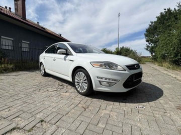 Ford Mondeo IV Sedan 1.6 Duratorq TDCi 115KM 2014 Ford Mondeo Ford Mondeo 1,6 Diesel Super stan Zamiana 1.6 Diesel 116KM, zdjęcie 4
