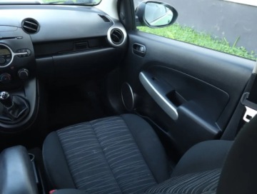 Mazda 2 II Hatchback 5d 1.3 86KM 2008 Mazda 2 1.3 i, Klima, Klimatronic,ALU, zdjęcie 7