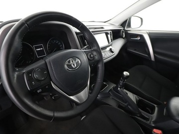 Toyota RAV4 IV MPV Facelifting 2.0 D-4D 143KM 2017 Toyota RAV-4 navi klima auto kamera i czujniki, zdjęcie 13