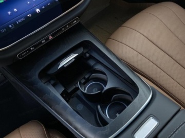 Mercedes Klasa E W214 Sedan 2.0 220d 197KM 2025 E Klasa 220 d 4-Matic AMG 2.0 197KM 2025, zdjęcie 10