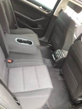 Volkswagen Passat B8 Variant 2.0 TDI 150KM 2015 Volkswagen Passat stan bardzo dobry, fotel kierowcy z masażem, zdjęcie 6