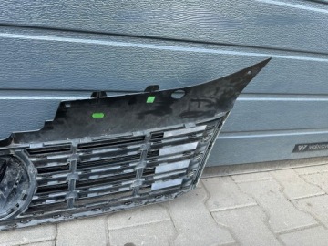 ЛОГОТИП РЕШЕТКИ РАДИАТОРА VW PASSAT CC LIFT 3C8853653A