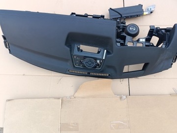 DESKA KONZOLA AIRBAG MAZDA MX30