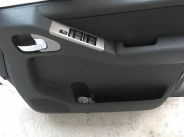 DVEŘE PRAVÝ PŘEDNÍ NISSAN PATHFINDER R51 GNO 05-09