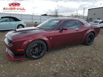 Dodge Challenger III 2018 Dodge Challenger 2018, 6.2L, SRT HELLCAT, porysowany lakier 6.2 Benzyna