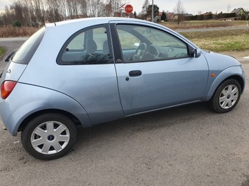 Ford Ka II Hatchback 3d 1.3 i 70KM 2005 Ford Ka 1.3 benzyna 70 KM , klimatyzacja , BEZ rdzy , niski przebieg, zdjęcie 4