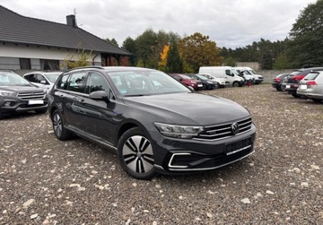 Volkswagen Passat B8 GTE Variant Facelifting 1.4 TSI Plug-In-Hybrid 218KM 2020 Volkswagen Passat 1.4 TSI Plug-In-Hybrid DSG GTE stan idealny 1.4 218KM, zdjęcie 1