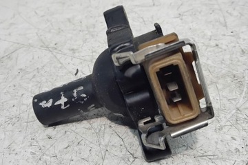 PŘÍVODY VYSOKÉHO NAPÍNÁK BMW 5 (E39) 1748017 2.3L GASOLINE 1997