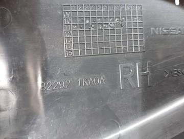 NISSAN JUKE 10-17 KRYT ZÁSLEPKA DVEŘE PRAVÁ ZADNÍ