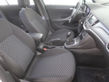 Opel Astra K Sportstourer Facelifting 1.2 Turbo 110KM 2021 Opel Astra 1.2 Turbo, Klima, Tempomat, Parktronic, zdjęcie 8