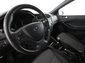Hyundai i20 II Hatchback 5d Facelifting KAPPA 1.2 MPI 84KM 2018 Hyundai i20 klimatyzacja multifunkcja grzane, zdjęcie 13