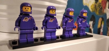 Набор 1x LEGO SPACE CLASSIC космонавт фиолетовый фиолетовый + 1x ЧУЖОЙ - НОВЫЙ