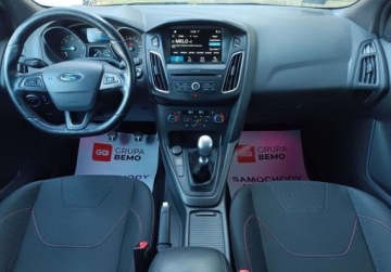 Ford Focus III Kombi Facelifting 2.0 TDCi 150KM 2016 Ford Focus 2.0 TDCI 150KM ST-Line SalonPL SerwisASO Gwarancja 2.0 Diesel, zdjęcie 10