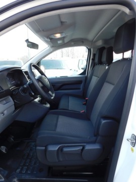 Opel Vivaro C Kombi Long 1.5 120KM 2021 Opel Vivaro HDI-120 Klima 9-osobowy Android/Apple Serwis ASO F-vat 23% 2021, zdjęcie 8