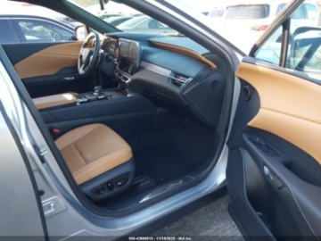 Lexus RX V 2024 Lexus RX 2024r., 4x4, 2.5L 2.5 Hybryda 246KM, zdjęcie 8