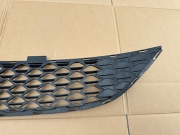 NÁRAZNÍK MŘÍŽKA STŘEDNÍ  OPEL ASTRA J OPC ORIGINÁLNÍ